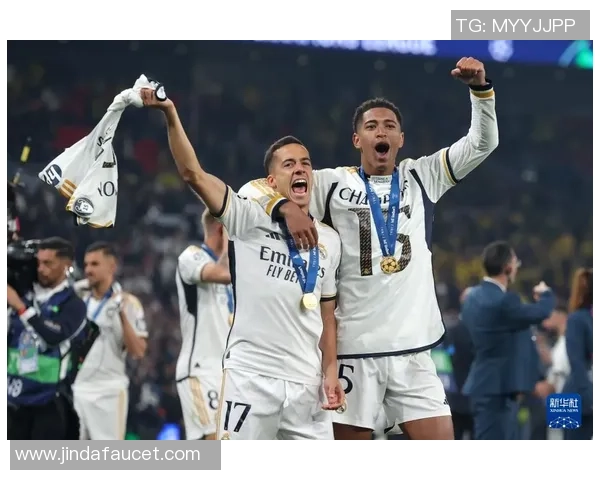 皇马公布客战巴列卡诺大名单贝林厄姆和维尼修斯领衔出征