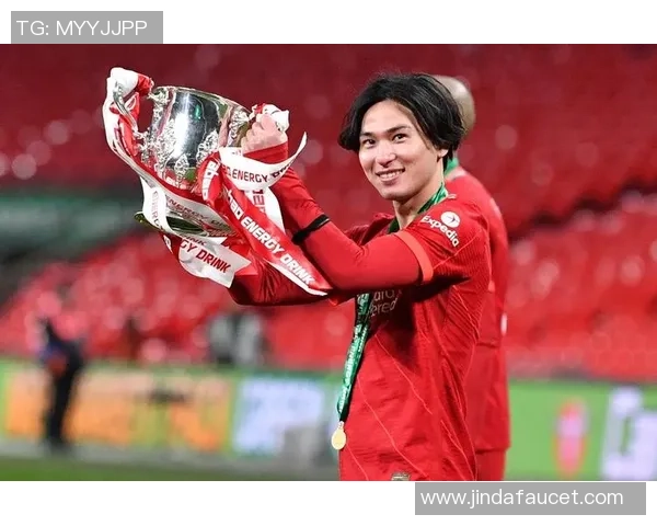 南野拓实称赞佐野海舟传球出色强调本场比赛抢开局的重要性